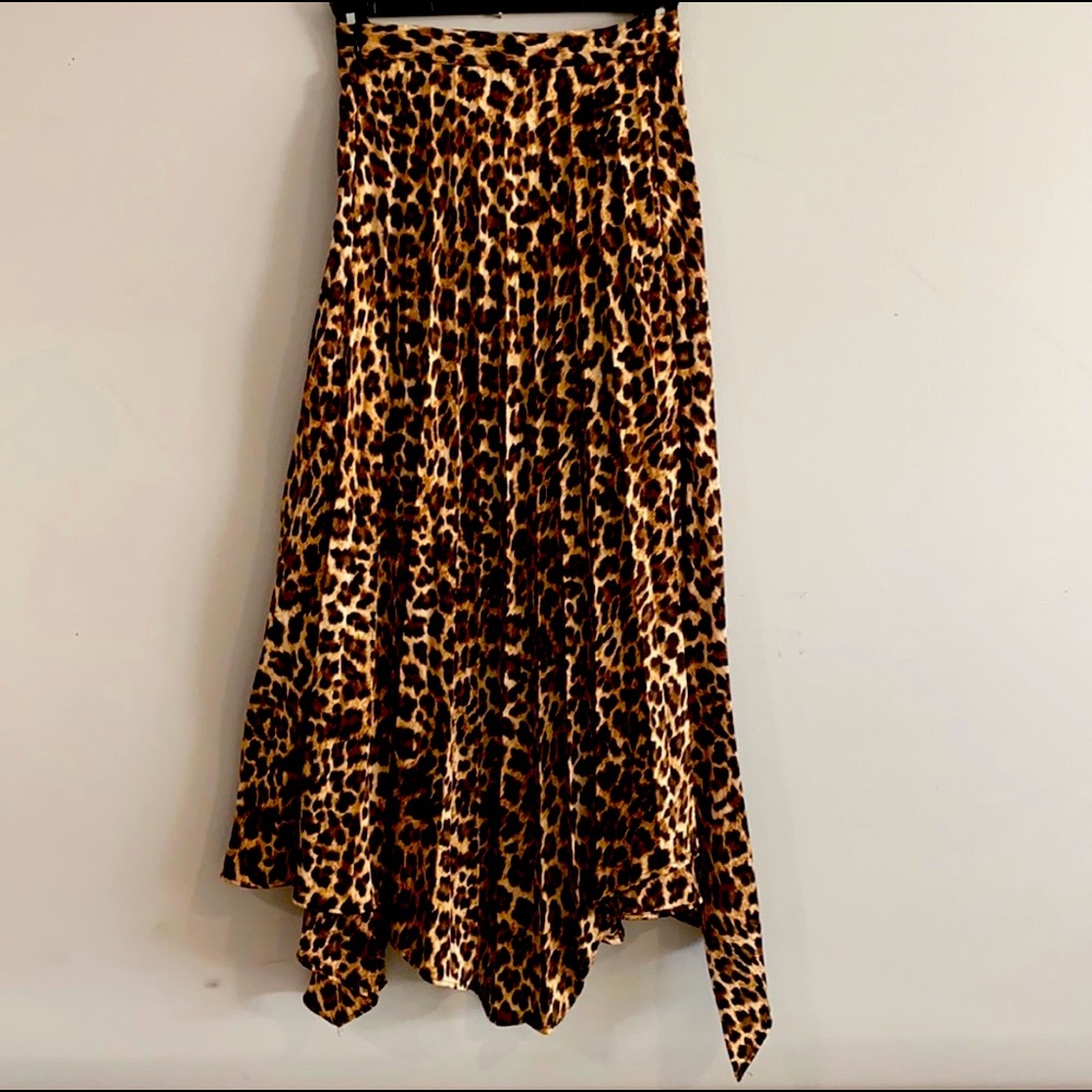 Zara xs leopard skirt